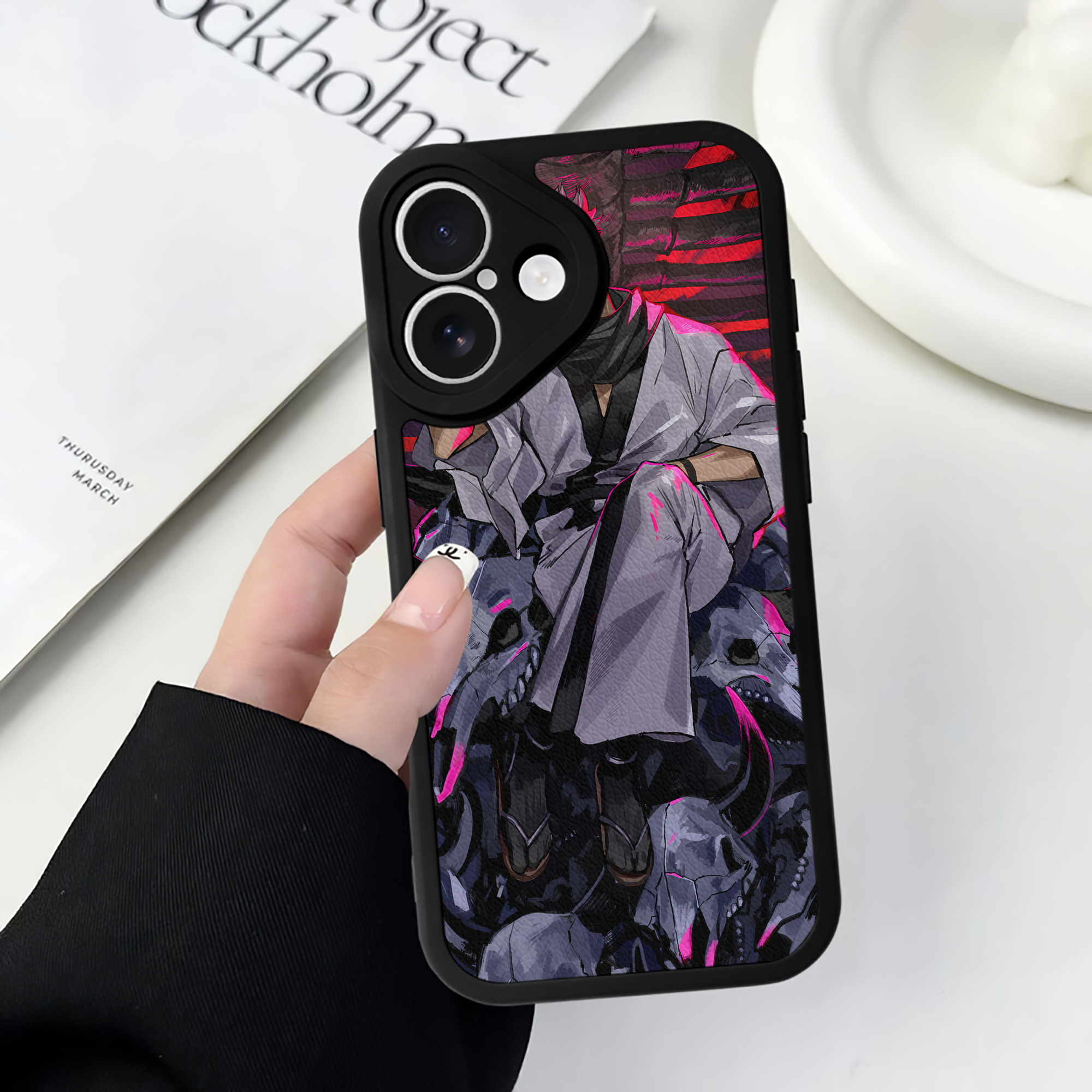 （画像用） 呪術廻戦 Jujutsu Kaisen 【iPhone 16シリーズ対応】シリコンスマホケース（レザー調） 材質：シリコン